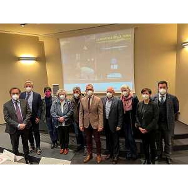 Il gruppo degli intervenuti alla presentazione del documentario - Il gruppo degli intervenuti alla presentazione del documentario