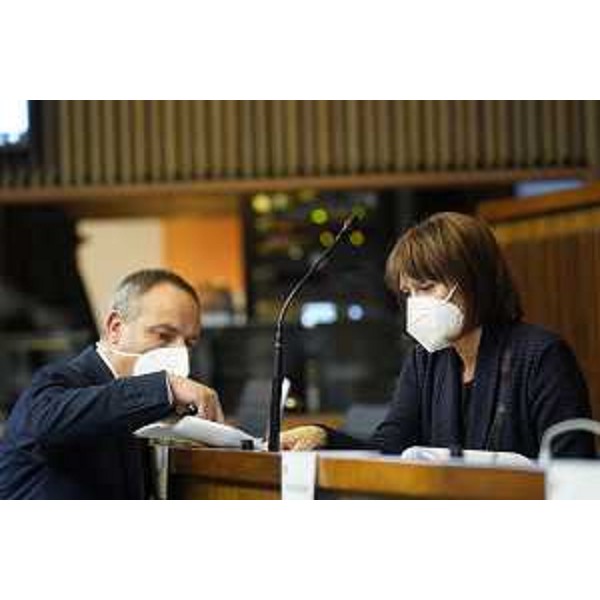 L'assessore Fvg alla Famiglia, Alessia Rosolen, con Giuseppe Nicoli (FI) - L'assessore Fvg alla Famiglia, Alessia Rosolen, con Giuseppe Nicoli (FI)