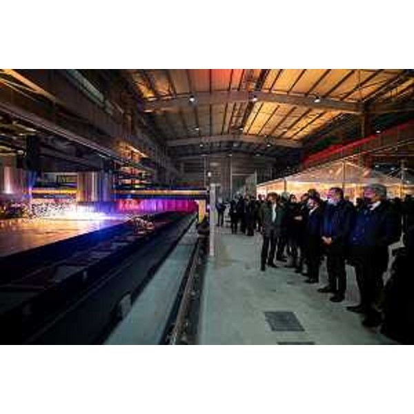 L'assessore regionale alle Attività produttive Sergio Emidio Bini e l'assessore alle Infrastrutture Graziano Pizzimenti all'inaugurazione della nuova linea di taglio al plasma nello stabilimento di San Giorgio di Nogaro di Metinvest, alla presenza dell'amministratore delegato Viktor Dembitskiy. - L'assessore regionale alle Attività produttive Sergio Emidio Bini e l'assessore alle Infrastrutture Graziano Pizzimenti all'inaugurazione della nuova linea di taglio al plasma nello stabilimento di San Giorgio di Nogaro di Metinvest, alla presenza dell'amministratore delegato Viktor Dembitskiy.