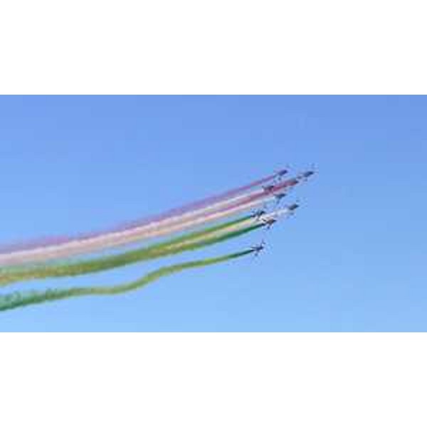 Il simbolico passaggio di consegne in volo - Il simbolico passaggio di consegne in volo