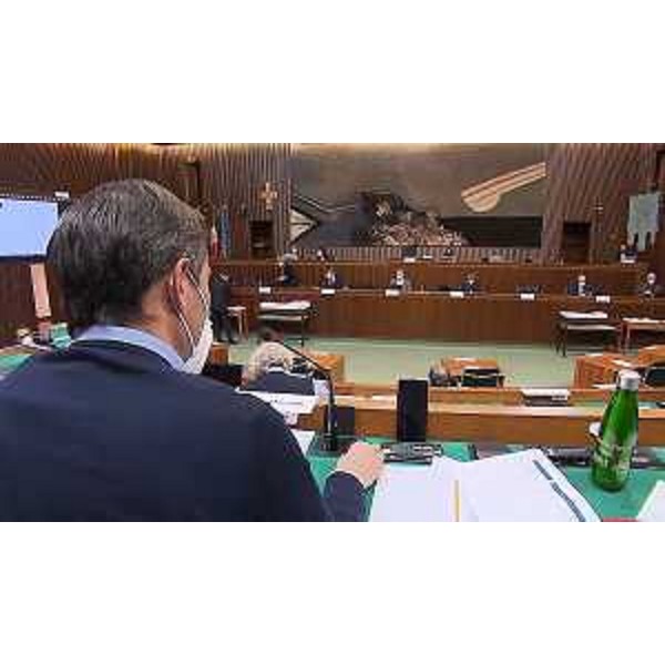 Massimo Moretuzzo (Patto) durante i lavori della I Commissione - Massimo Moretuzzo (Patto) durante i lavori della I Commissione