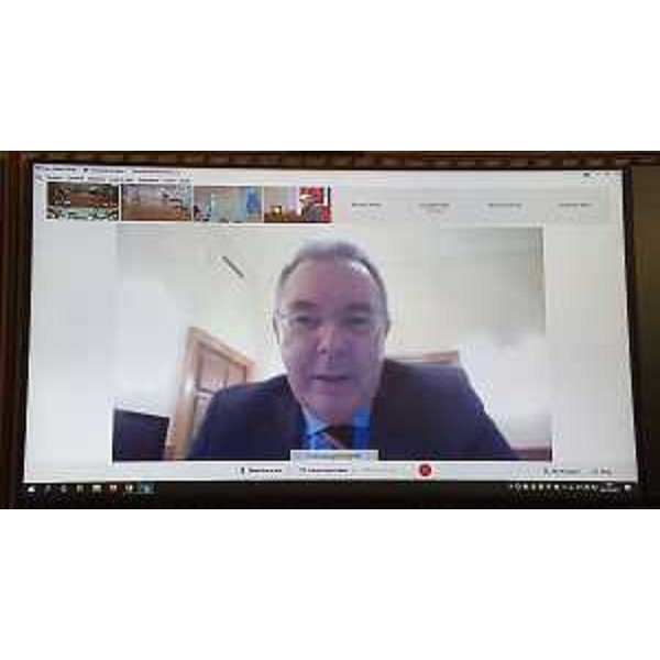 L'assessore Fvg al Territorio, Graziano Pizzimenti, collegato in videoconferenza da Roma - L'assessore Fvg al Territorio, Graziano Pizzimenti, collegato in videoconferenza da Roma