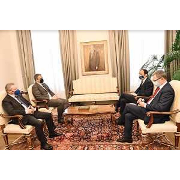 Un momento della riunione che si è tenuta a Trieste nel Palazzo della Regione. - Un momento della riunione che si è tenuta a Trieste nel Palazzo della Regione. 