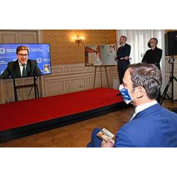 Un momento della cerimonia. - Un momento della cerimonia.