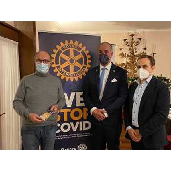 Il vicegovernatore con delega alla Salute Riccardo Riccardi all'incontro organizzato dal Distretto 2060 del Rotary Friuli Venezia Giulia Trentino alto Adige Sudtirol e Veneto per fare il punto della situazione della campagna "We stop Covid". - Il vicegovernatore con delega alla Salute Riccardo Riccardi all'incontro organizzato dal Distretto 2060 del Rotary Friuli Venezia Giulia Trentino alto Adige Sudtirol e Veneto per fare il punto della situazione della campagna "We stop Covid".