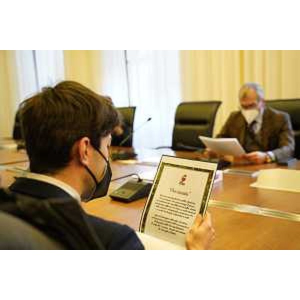 Il presidente dell'associazione Pier-Pura Energia d'Amore, Samule Della Pietra, illustra il progetto Per Incanto - Il presidente dell'associazione Pier-Pura Energia d'Amore, Samule Della Pietra, illustra il progetto Per Incanto