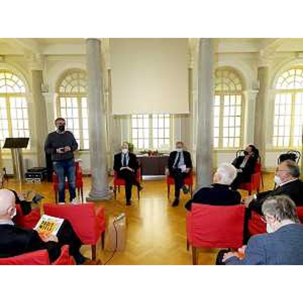 La festa per i 25 anni dell'associazione Clape all'ex albergo impiegati (Europalace Hotel oggi) di Monfalcone - La festa per i 25 anni dell'associazione Clape all'ex albergo impiegati (Europalace Hotel oggi) di Monfalcone