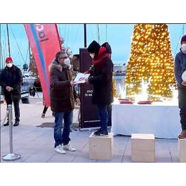 L'assessore regionale alle Autonomie locali Pierpaolo Roberti alle premiazioni della Corsa della Bora a Portopiccolo, in località Sistiana - L'assessore regionale alle Autonomie locali Pierpaolo Roberti alle premiazioni della Corsa della Bora a Portopiccolo, in località Sistiana