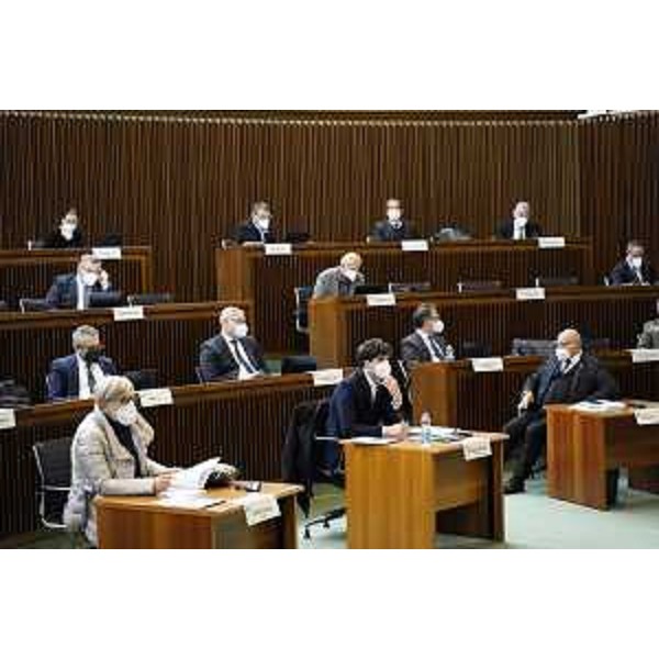 Aula durante il voto - Aula durante il voto