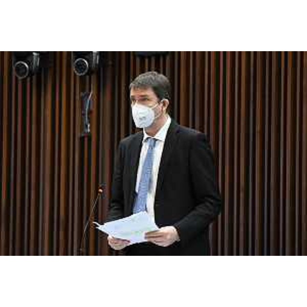 Andrea Ussai (M5S) - Andrea Ussai (M5S)