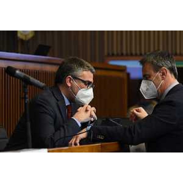 L'assessore Fvg alle Autonomie locali, Pierpaolo Roberti, con il leghista Luca Boschetti - L'assessore Fvg alle Autonomie locali, Pierpaolo Roberti, con il leghista Luca Boschetti