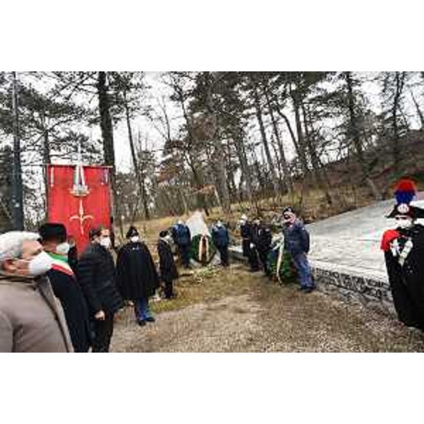 Il govenratore Massimiliano Fedriga alla Foiba di Monrupino - Il govenratore Massimiliano Fedriga alla Foiba di Monrupino