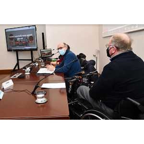 Il vicegovernatore Riccardi interviene alla conferenza stampa di presentazione dei nuovi sportelli a sostegno delle realtà associative del Terzo settore nelle attività amministrative - Il vicegovernatore Riccardi interviene alla conferenza stampa di presentazione dei nuovi sportelli a sostegno delle realtà associative del Terzo settore nelle attività amministrative