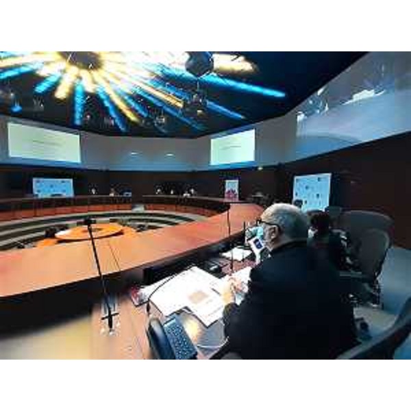 Il vicegovernatore Riccardo Riccardi nel corso della riunione con i sindacati - Il vicegovernatore Riccardo Riccardi nel corso della riunione con i sindacati