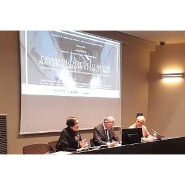 Il presidente del Consiglio regionale, Piero Mauro Zanin, e il presidente della comunità croata di Trieste, Gian Carlo Damir Murkovic - Il presidente del Consiglio regionale, Piero Mauro Zanin, e il presidente della comunità croata di Trieste, Gian Carlo Damir Murkovic