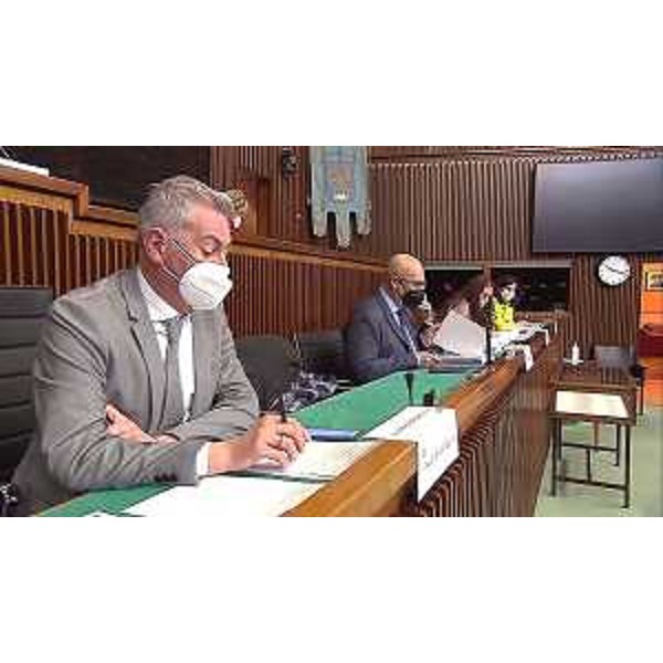 Il presidente della I Commissione, Alessandro Basso (FdI), insieme all'assessore regionale Sebastiano Callari - Il presidente della I Commissione, Alessandro Basso (FdI), insieme all'assessore regionale Sebastiano Callari