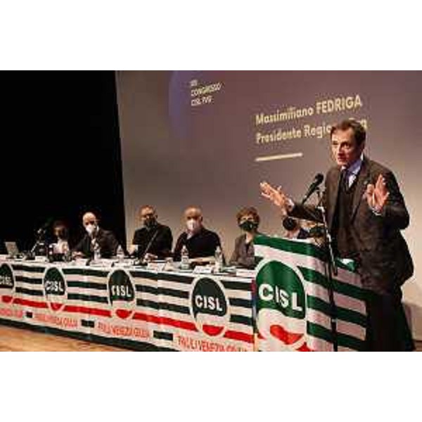 L'intervento del governatore della Regione Massimiliano Fedriga al congresso regionale della Cisl a San Vito al Tagliamento - L'intervento del governatore della Regione Massimiliano Fedriga al congresso regionale della Cisl a San Vito al Tagliamento