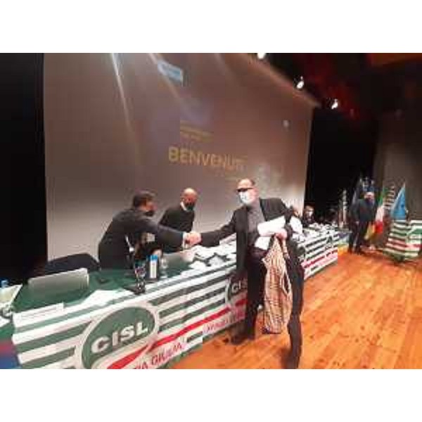 Il vicegovernatore Riccardi al XIII Congresso della Cisl Fvg - Il vicegovernatore Riccardi al XIII Congresso della Cisl Fvg