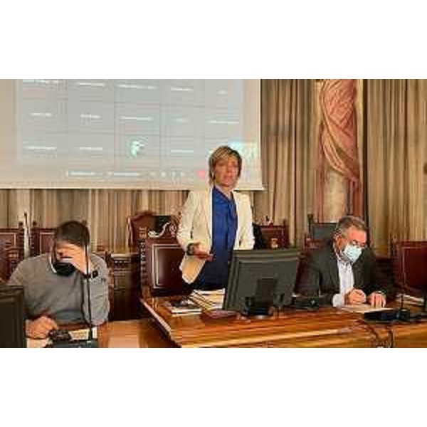 L'intervento dell'assessore regionale alle Finanze Barbara Zilli nel corso dell'incontro con i saindaci dell'udinese sul Pnrr - L'intervento dell'assessore regionale alle Finanze Barbara Zilli nel corso dell'incontro con i saindaci dell'udinese sul Pnrr