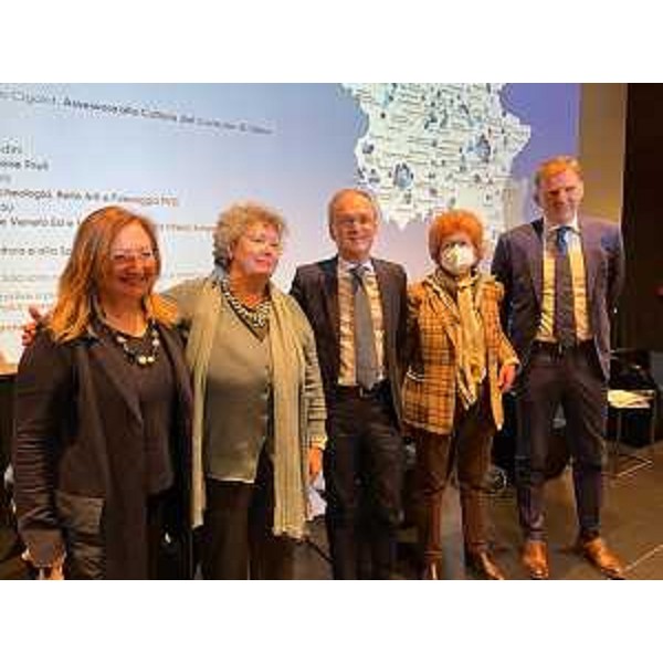 L'assessore regionale alla Cultura, Tiziana Gibelli, alla presentazione del nuovo bando Restauro 2022 - L'assessore regionale alla Cultura, Tiziana Gibelli, alla presentazione del nuovo bando Restauro 2022