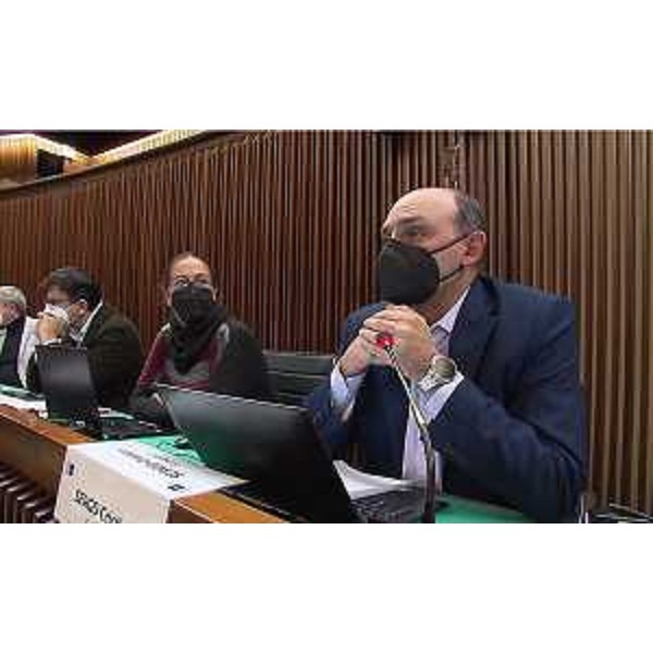 Cristian Sergo (M5S), primo da destra, accanto ai colleghi pentastellati Ilaria Dal Zovo e Mauro Capozzella - Cristian Sergo (M5S), primo da destra, accanto ai colleghi pentastellati Ilaria Dal Zovo e Mauro Capozzella