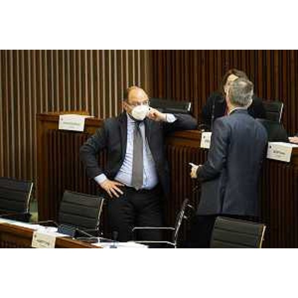 Il capogruppo del Pd, Diego Moretti, durante i lavori di oggi in Aula - Il capogruppo del Pd, Diego Moretti, durante i lavori di oggi in Aula