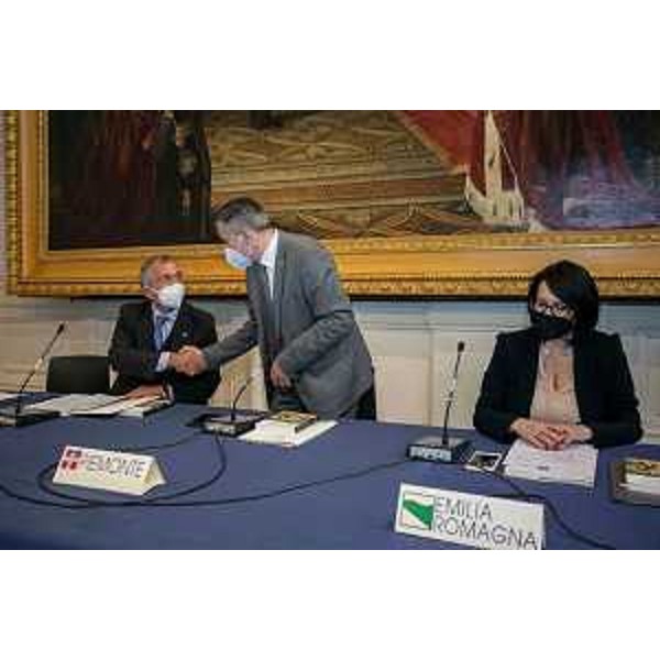 Zanin con i colleghi di Piemonte ed Emilia Romagna - 31-03-2022 Assemblea plenaria della Conferenza dei presidenti delle Assemblee legislative delle Regioni e delle Province autonome.