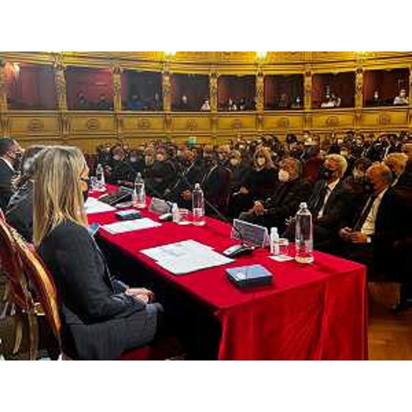 Il presidente del Cr Fvg, Piero Mauro Zanin, al fianco dell'assessore regionale Pierpaolo Roberti e del sindaco di Trieste, Roberto Dipiazza - Il presidente del Cr Fvg, Piero Mauro Zanin, al fianco dell'assessore regionale Pierpaolo Roberti e del sindaco di Trieste, Roberto Dipiazza