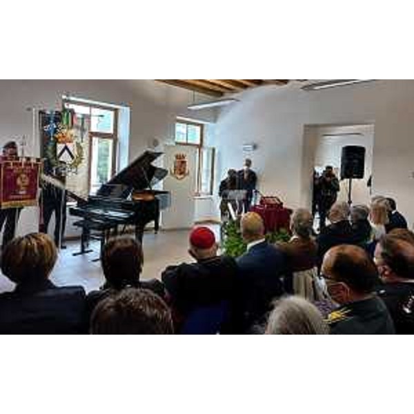 Un momento della cerimonia nei locali del Conservatorio di Udine - Un momento della cerimonia nei locali del Conservatorio di Udine
