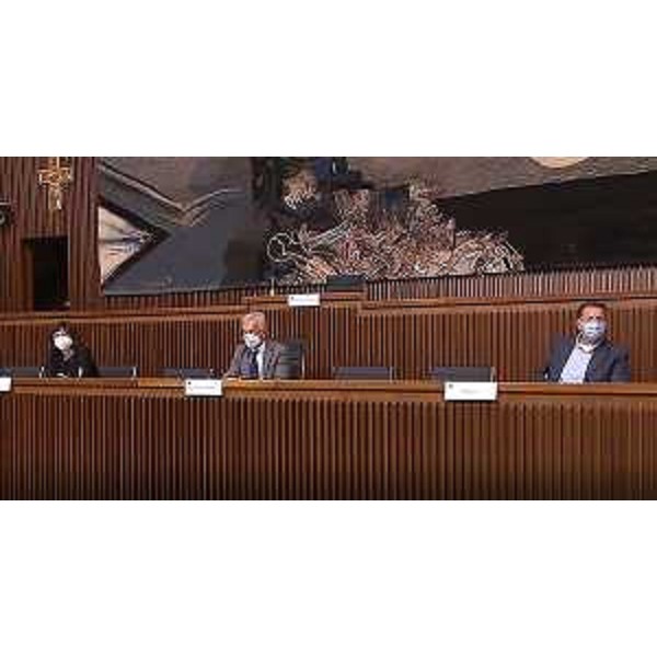 Giuseppe Sibau (Pr Fvg/Ar), presidente della VI Commissione, con l'assessore regionale Alessia Rosolen - Giuseppe Sibau (Pr Fvg/Ar), presidente della VI Commissione, con l'assessore regionale Alessia Rosolen