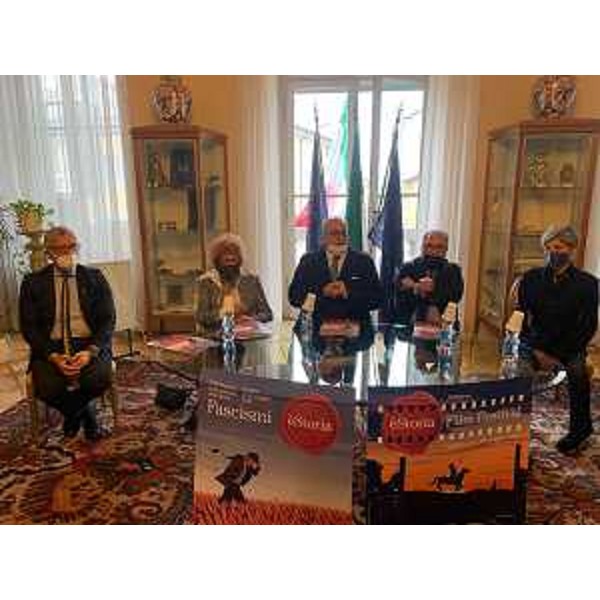 Il presidente Piero Mauro Zanin alla presentazione di èStoria - Il presidente Piero Mauro Zanin alla presentazione di èStoria