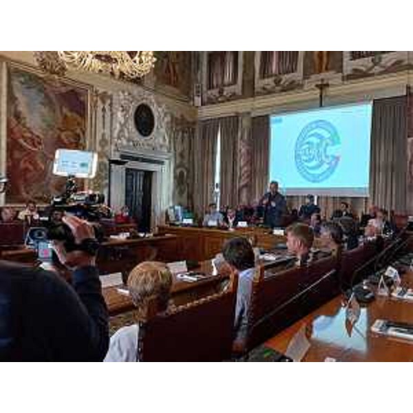 La Presidenza del Consiglio regionale ha partecipato alle premiazioni dell'Aiac a Udine - La Presidenza del Consiglio regionale ha partecipato alle premiazioni dell'Aiac a Udine