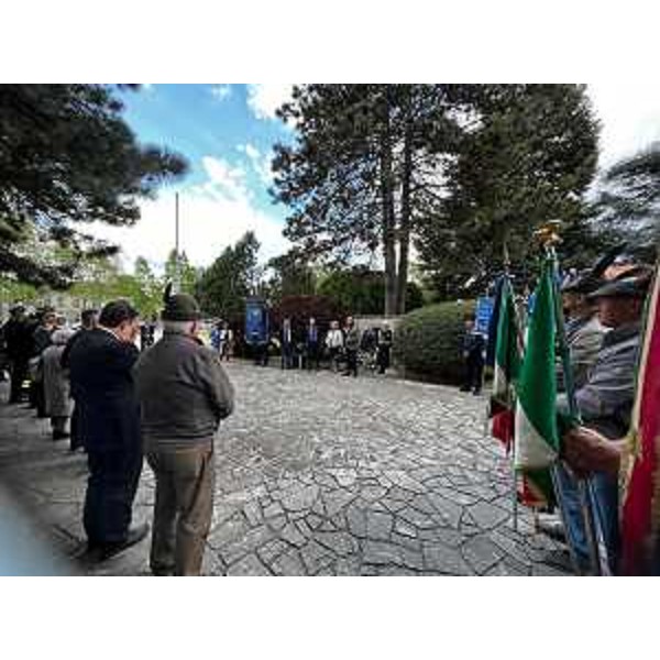 Autorità schierate durante la cerimonia in memoria dei deportati goriziani in Jugoslavia - Autorità schierate durante la cerimonia in memoria dei deportati goriziani in Jugoslavia