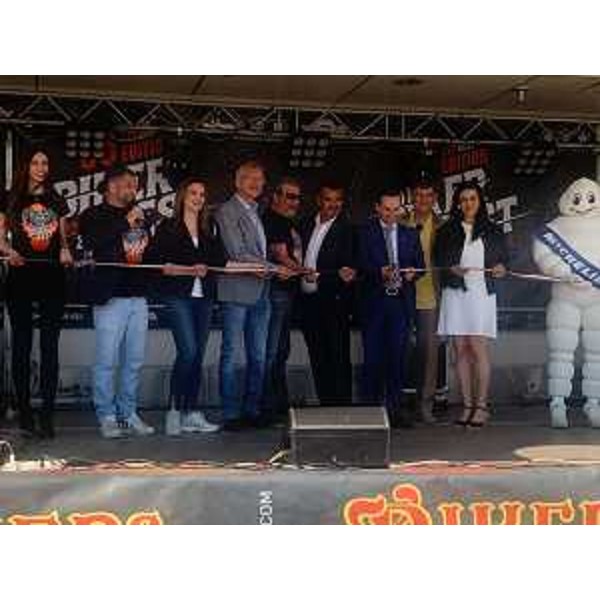 Il taglio del nastro della 36esima edizione del Biker Fest di Lignano - Il taglio del nastro della 36esima edizione del Biker Fest di Lignano 