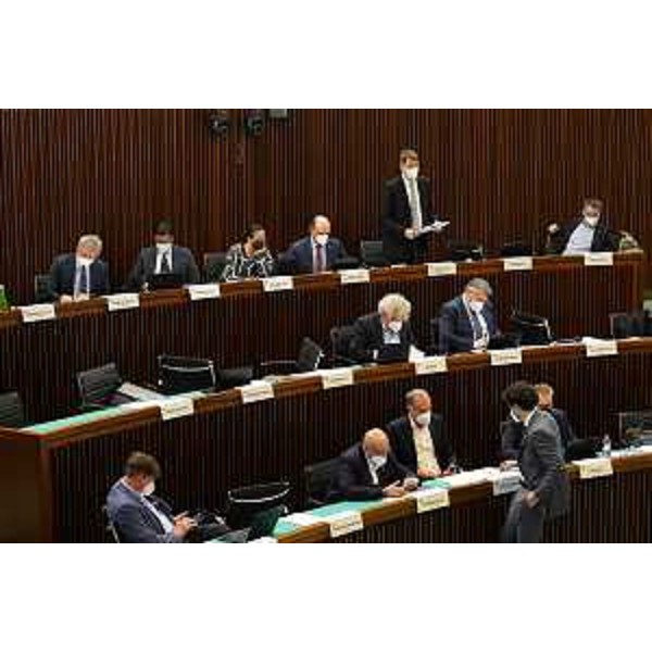 Il Consiglio regionale con i banchi del M5S (in alto) - Il Consiglio regionale con i banchi del M5S (in alto)