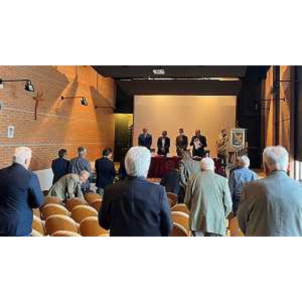 Un altro momento dell'incontro, che ha visto anche la partecipazione della Presidenza del Consiglio regionale - Un altro momento dell'incontro, che ha visto anche la partecipazione della Presidenza del Consiglio regionale