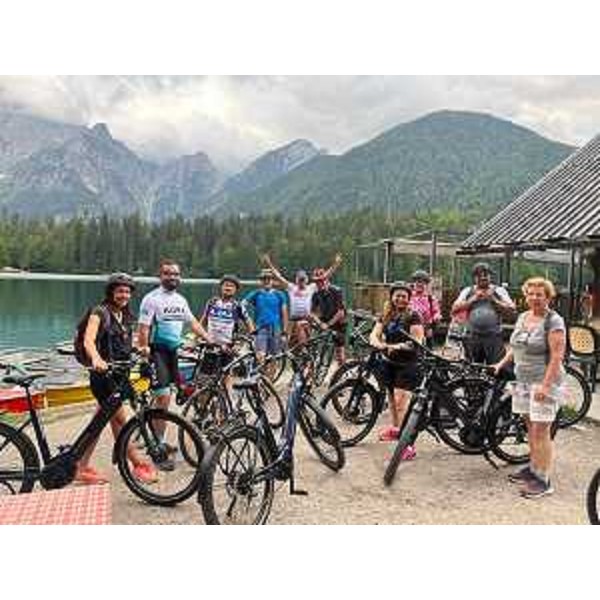 Un gruppo di operatori turistici alla scoperta della regione - Un gruppo di operatori turistici alla scoperta della regione