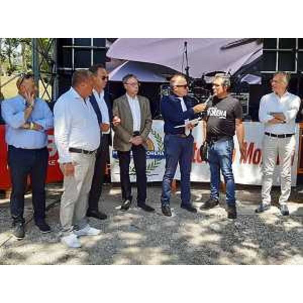 Il presidente Sergio Ammirati intervistato accanto al presidente Piero Mauro Zanin - Il presidente Sergio Ammirati intervistato accanto al presidente Piero Mauro Zanin