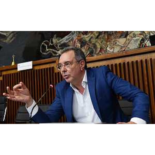 Lassessore regionale alle Infrastrutture e territorio, Graziano Pizzimenti - Lassessore regionale alle Infrastrutture e territorio, Graziano Pizzimenti