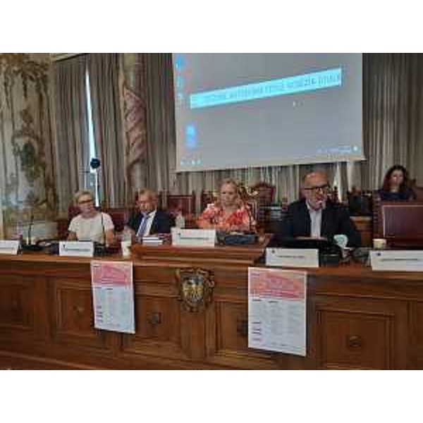 Il vicegovernatore alla presentazione del report - Il vicegovernatore alla presentazione del report 