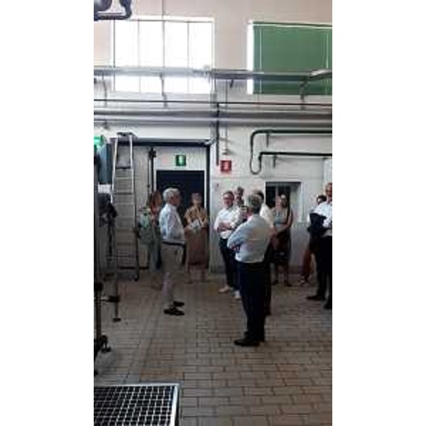 L'assessore Zannier in un momento della visita alla centrale del latte ad Alessandria - L'assessore Zannier in un momento della visita alla centrale del latte ad Alessandria 