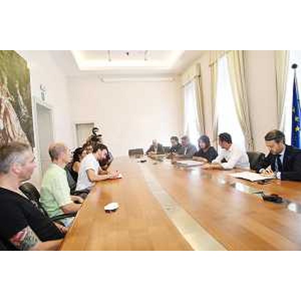 L'incontro dei vertici regionali con l'Usb - L'incontro dei vertici regionali con l'Usb