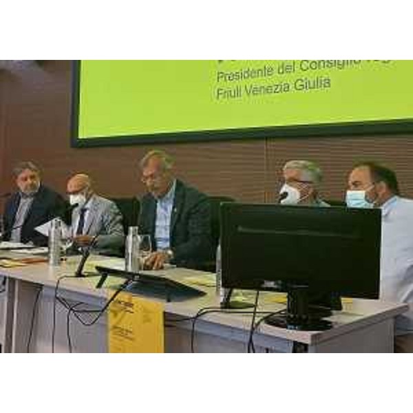 L'intervento di Piero Mauro Zanin al convegno organizzato dall'Università di Udine su "Cantiere Friuli" - L'intervento di Piero Mauro Zanin al convegno organizzato dall'Università di Udine su "Cantiere Friuli"