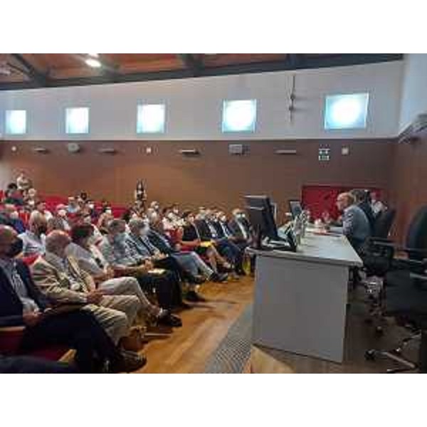 Un momento dell'incontro nell'auditorium Carlo Sgorlon in via Margreth, a Udine - Un momento dell'incontro nell'auditorium Carlo Sgorlon in via Margreth, a Udine