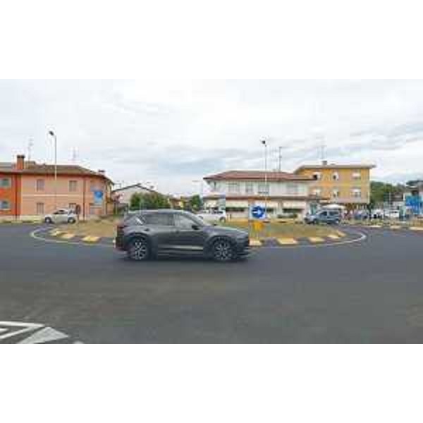 La nuova rotatoria del Taj inaugurata oggi tra Palmanova e Grado - La nuova rotatoria del Taj inaugurata oggi tra Palmanova e Grado