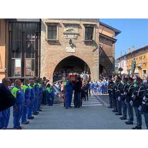 L'arrivo del feretro nel duomo di Cividale del Friuli - L'arrivo del feretro nel duomo di Cividale del Friuli