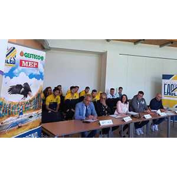 Un momento della presentazione dell'accordo di partnership tra Gesteco basket e Fondazione Progettoautismo - Un momento della presentazione dell'accordo di partnership tra Gesteco basket e Fondazione Progettoautismo