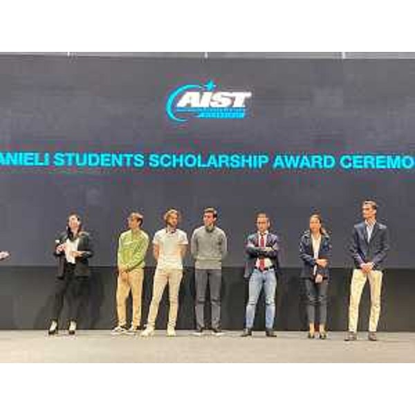 Gli studenti del MITS premiati con le borse di studio e gli attestati al merito riconosciuti dal gruppo Danieli - Buttrio, 28 settembre 2022 - Gli studenti del MITS premiati con le borse di studio e gli attestati al merito riconosciuti dal gruppo Danieli - Buttrio, 28 settembre 2022