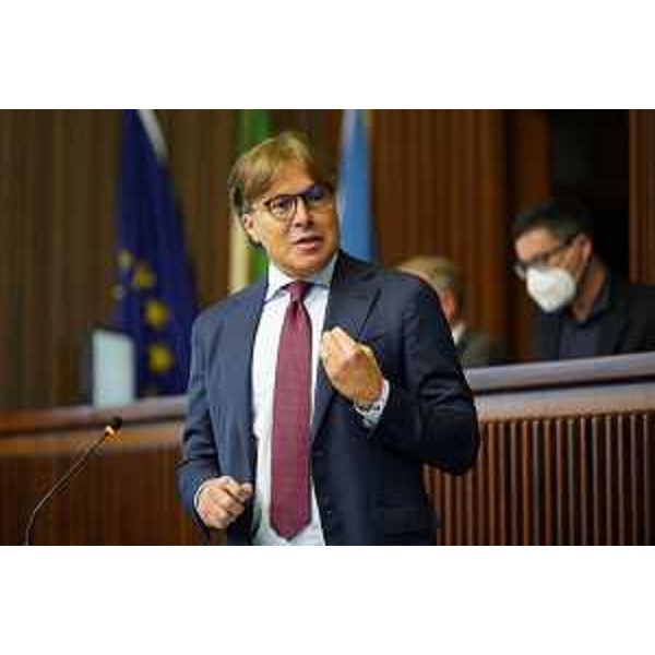 L'assessore regionale Sergio Emidio Bini - L'assessore regionale Sergio Emidio Bini