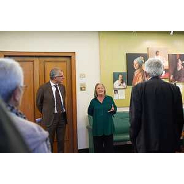 Il presidente del Cr Fvg, Piero Mauro Zanin, e la presidente dell'associazione de Banfield, Maria Teresa Squarcina Monti - Il presidente del Cr Fvg, Piero Mauro Zanin, e la presidente dell'associazione de Banfield, Maria Teresa Squarcina Monti
